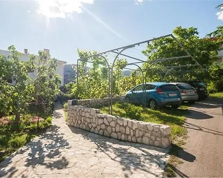 Apartman Ivan 1 Floor With Sea View